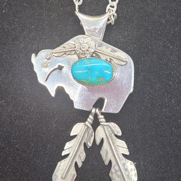 Navajo turquoise sterling silver 925 Buffalo pendant. - Picture 5 of 6